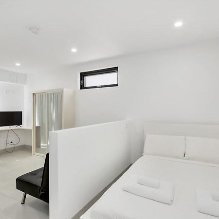 New Studio Apartment In Surry Hills Sydney Exterior foto